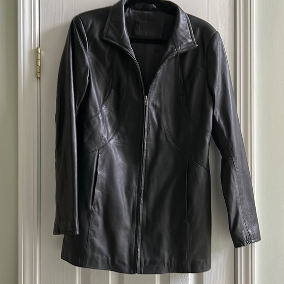 Leather jacket - Picture 1 of 2